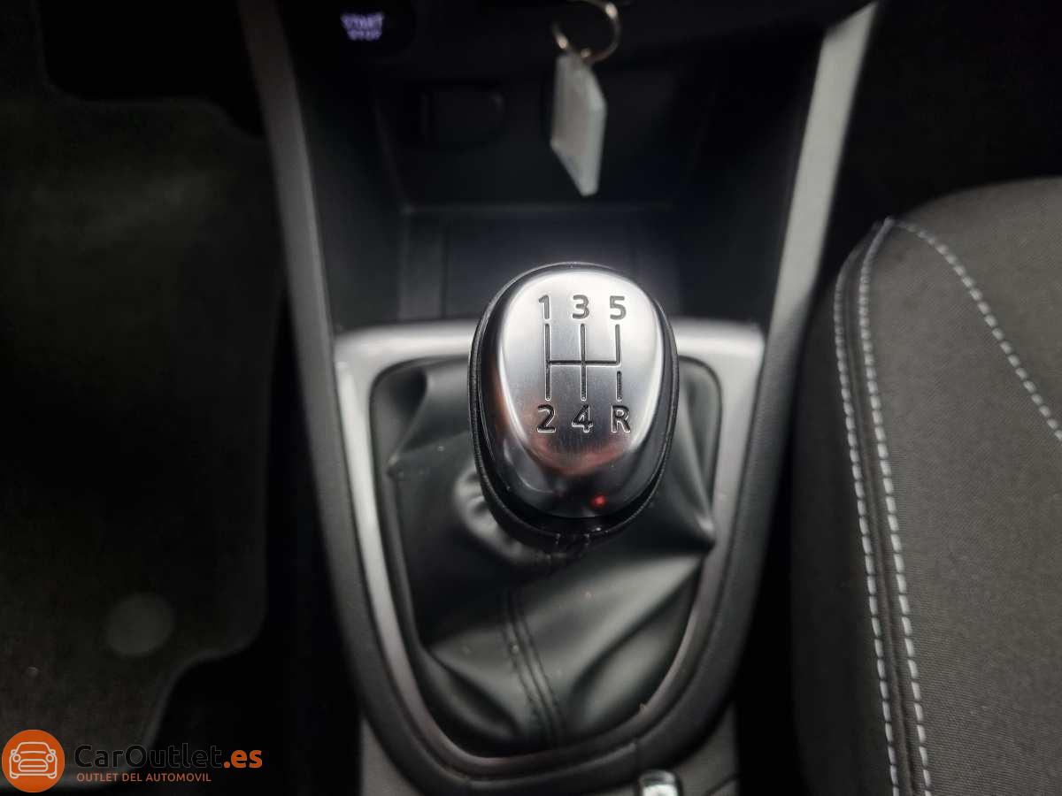 28 - Renault Clio 2016