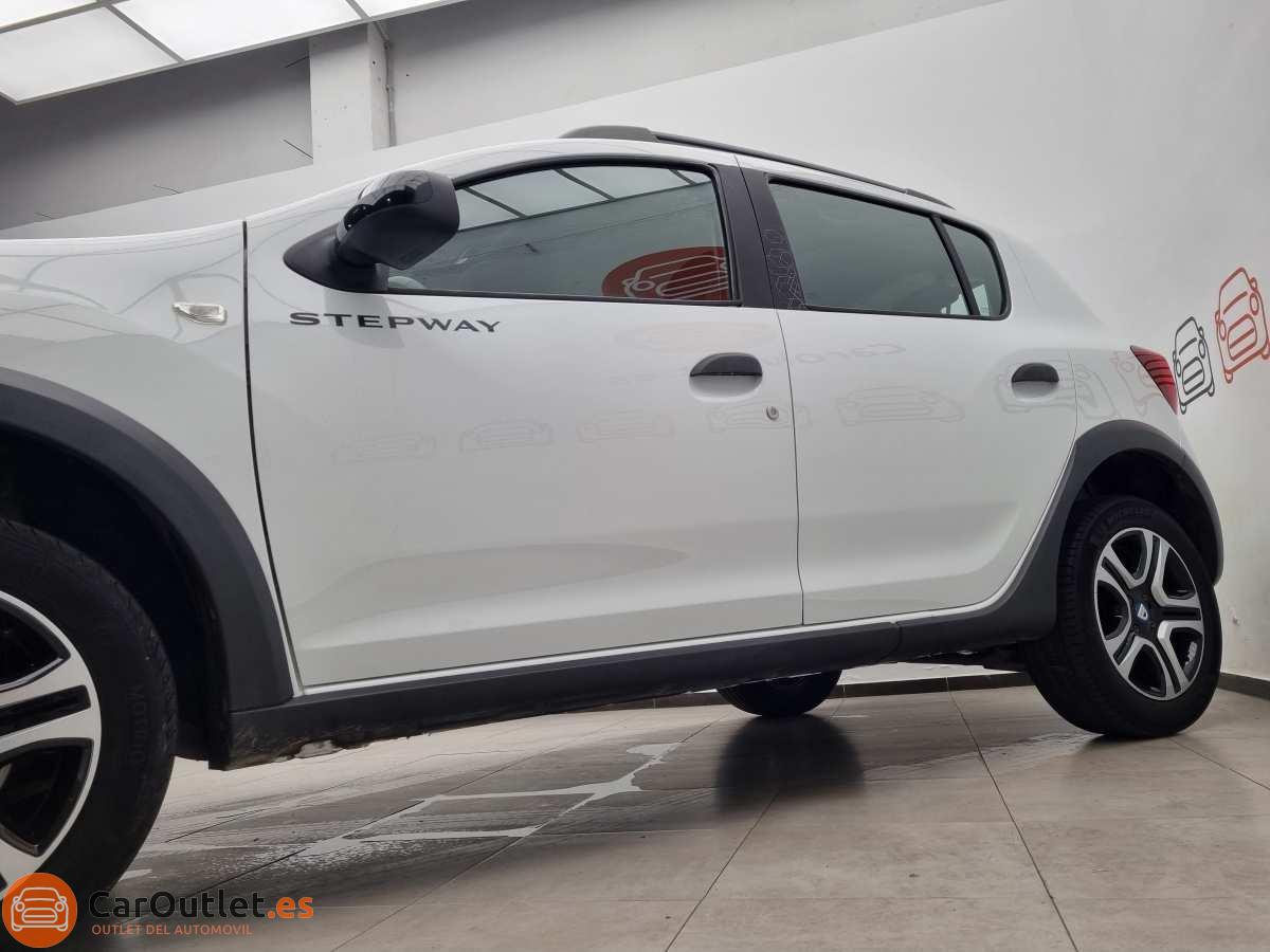 4 - Dacia Sandero 2020