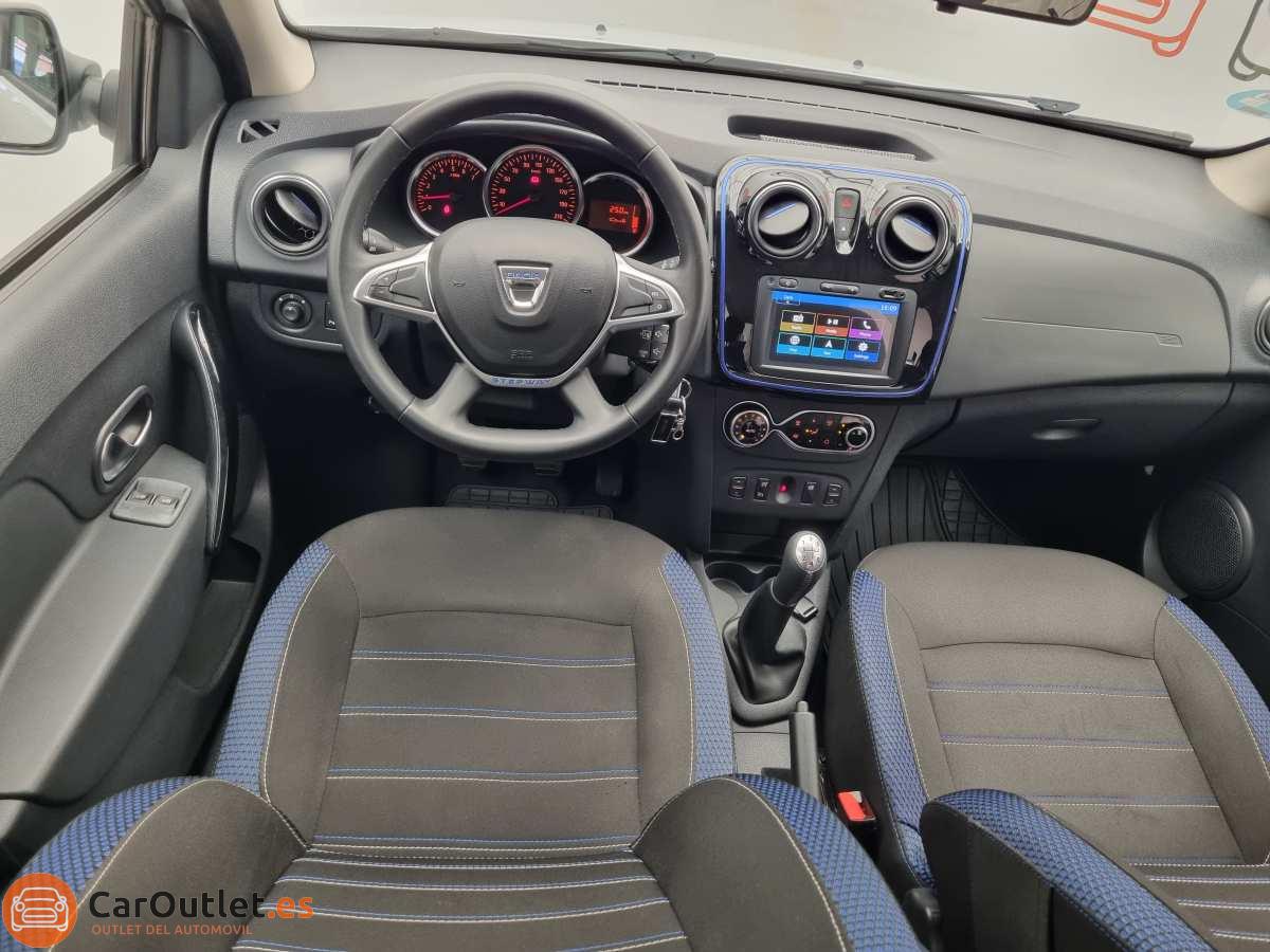 18 - Dacia Sandero 2020