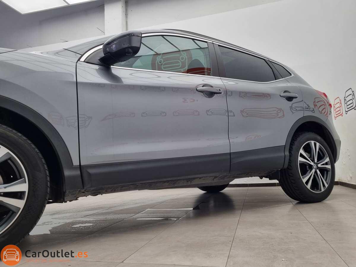 4 - Nissan Qashqai 2018 - AUTO
