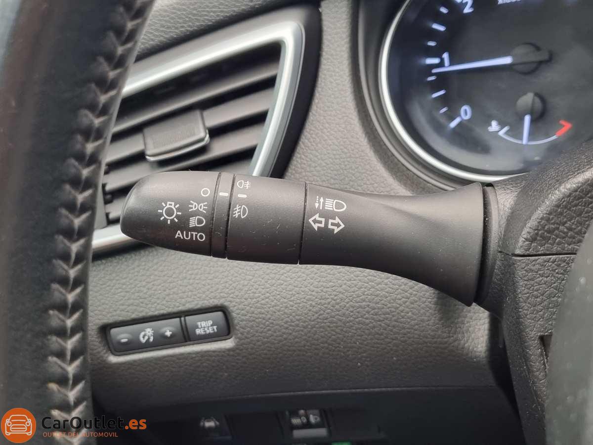 24 - Nissan Qashqai 2018 - AUTO