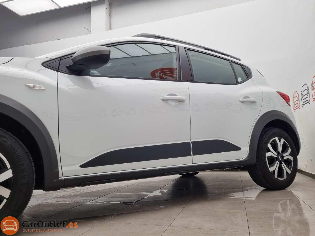 4 - Dacia Sandero Stepway 2023 - AUTO
