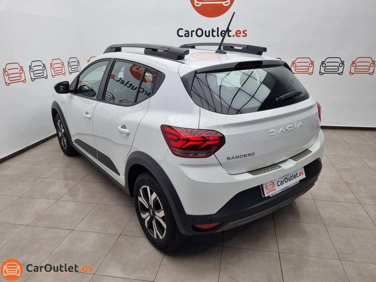 10 - Dacia Sandero Stepway 2023 - AUTO