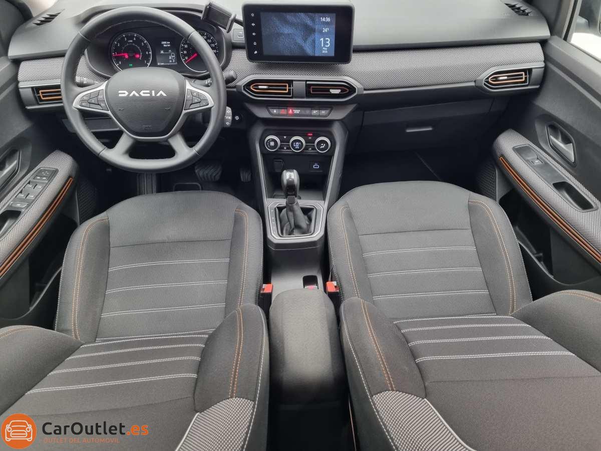 17 - Dacia Sandero Stepway 2023 - AUTO