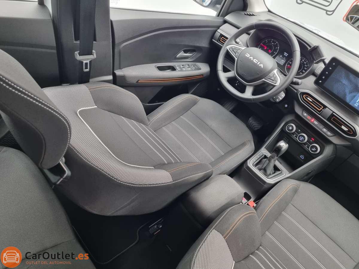 18 - Dacia Sandero Stepway 2023 - AUTO