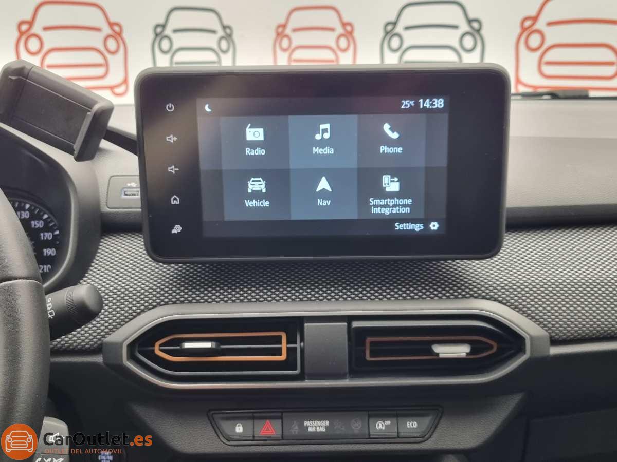 27 - Dacia Sandero Stepway 2023 - AUTO