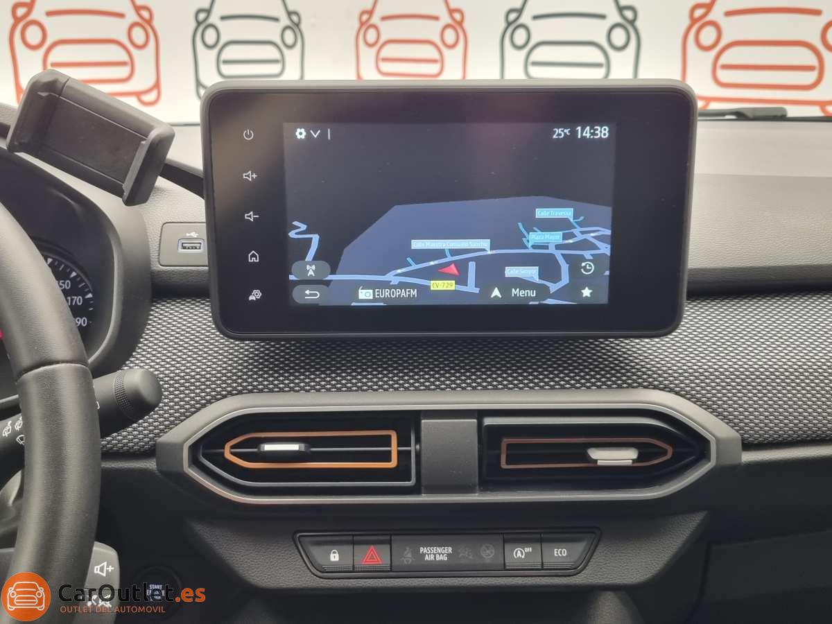 28 - Dacia Sandero Stepway 2023 - AUTO