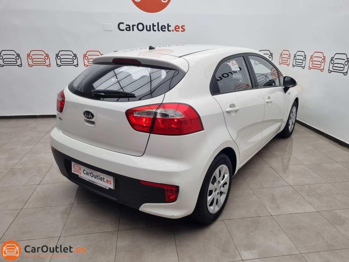 7 - Kia Rio 2015