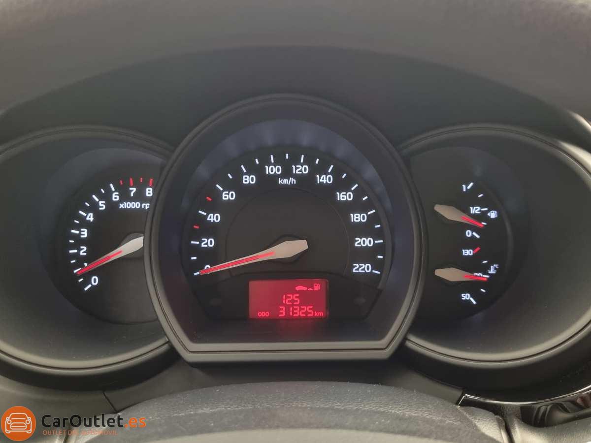 19 - Kia Rio 2015