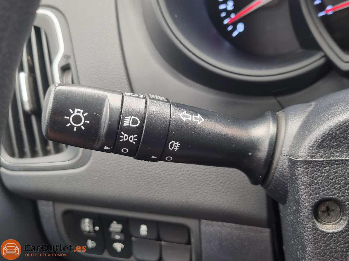 23 - Kia Rio 2015