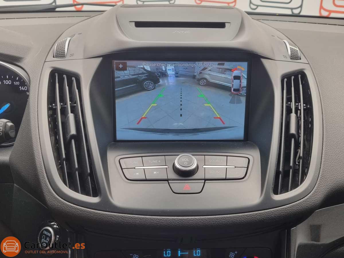 28 - Ford Kuga 2018