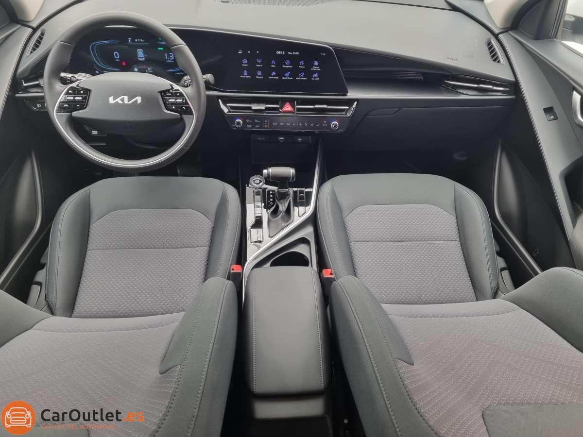 17 - Kia Niro 2024 - AUTO