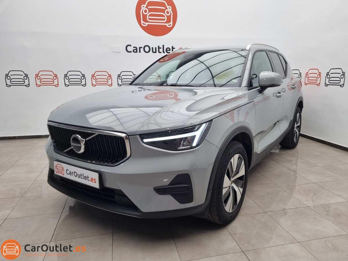 0 - Volvo XC40 2023 - AUTO