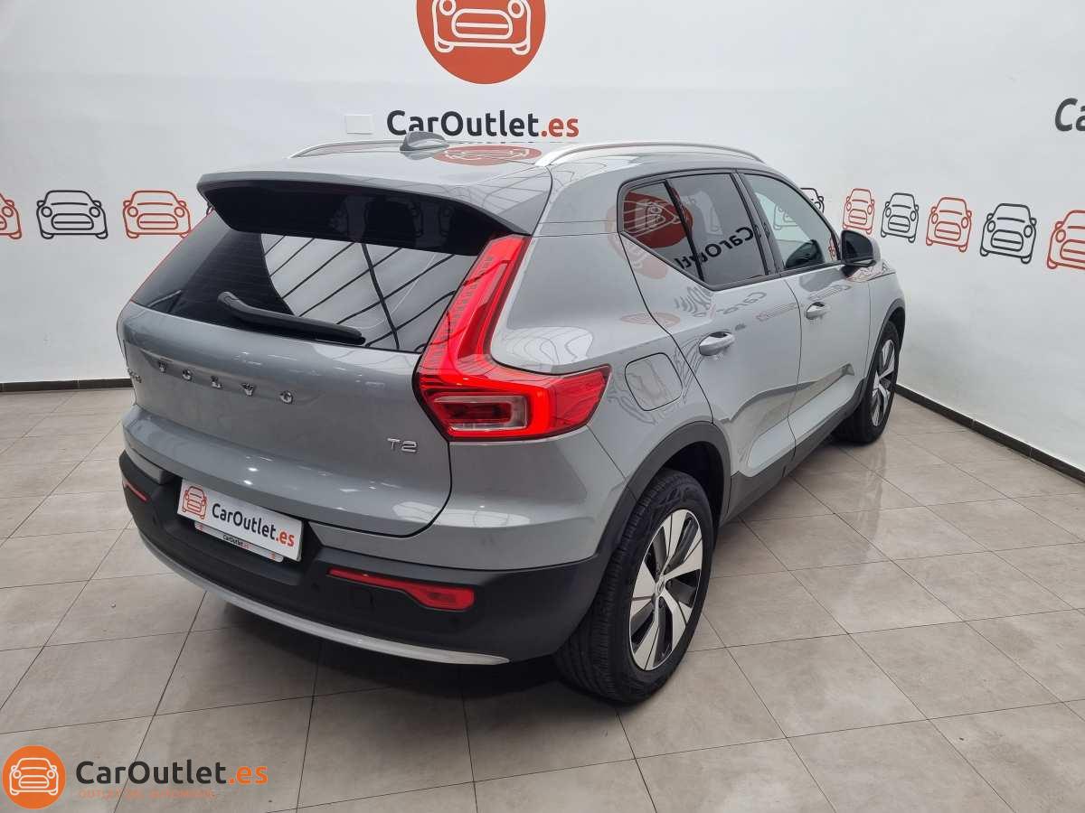 8 - Volvo XC40 2023 - AUTO