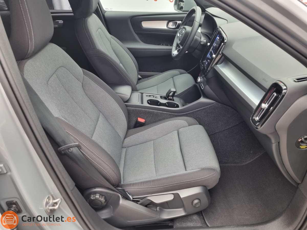 15 - Volvo XC40 2023 - AUTO