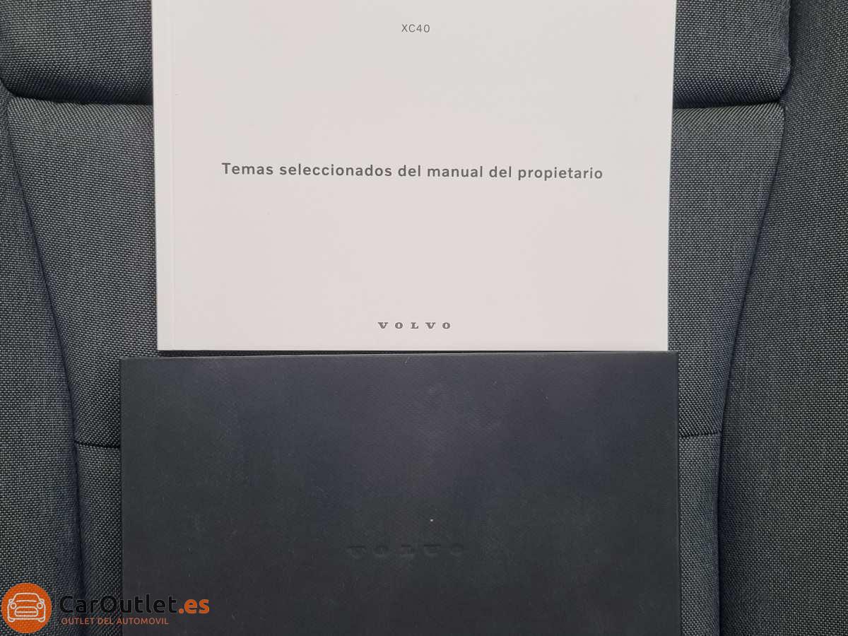 31 - Volvo XC40 2023 - AUTO