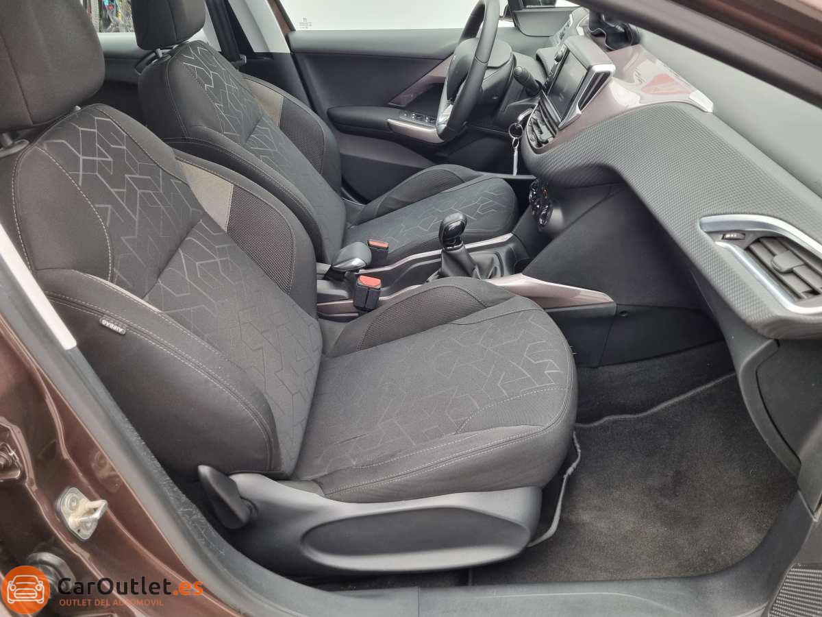 14 - Peugeot 2008 2015