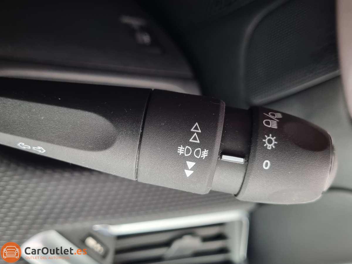 23 - Peugeot 2008 2015