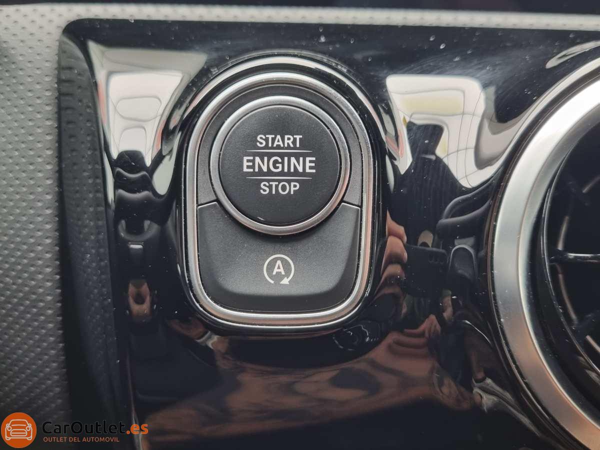 25 - Mercedes A Class 2020 - AUTO