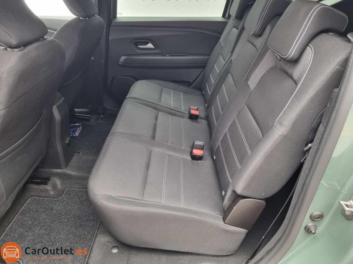 13 - Dacia Jogger 2023 - AUTO
