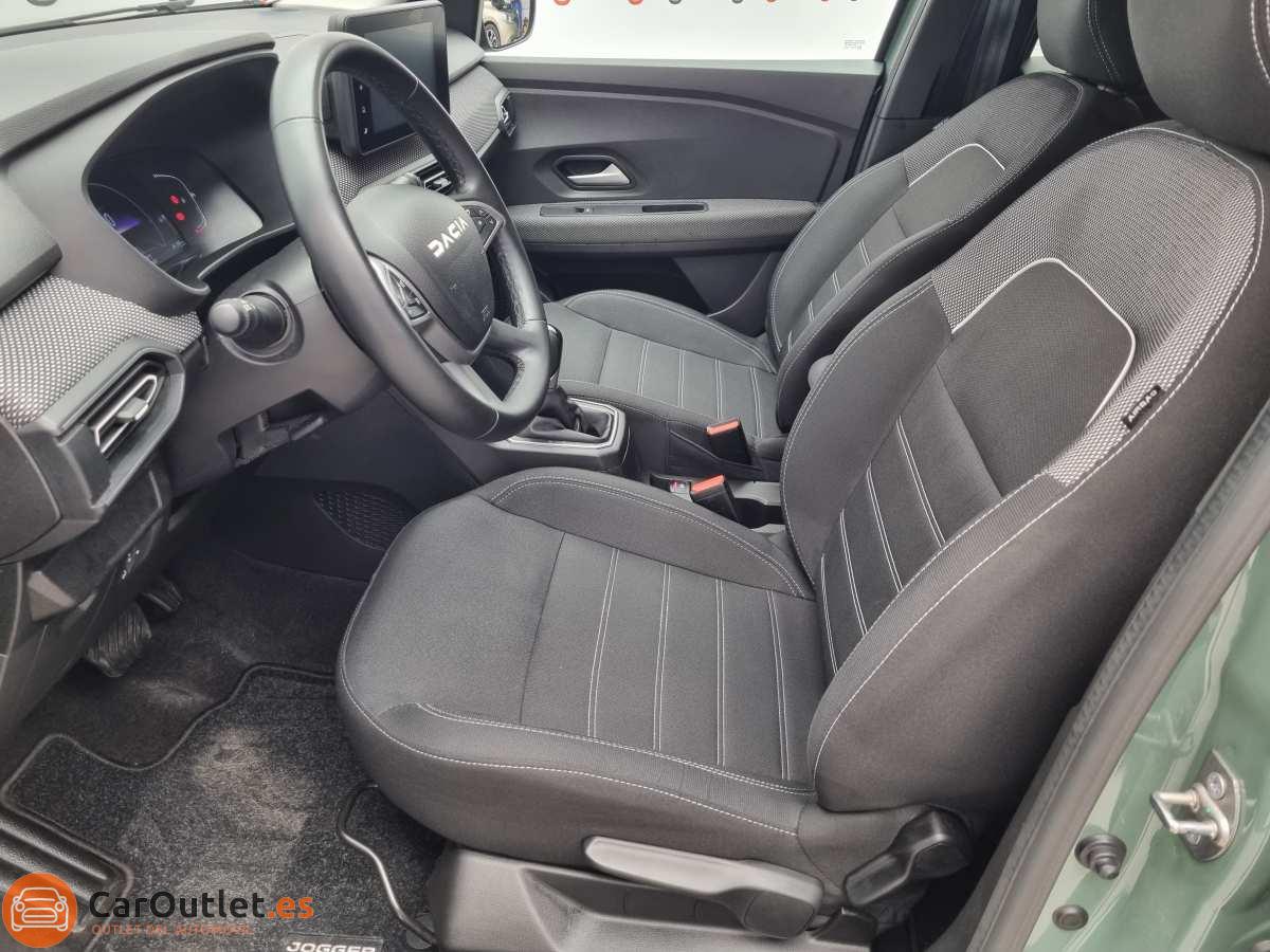 17 - Dacia Jogger 2023 - AUTO