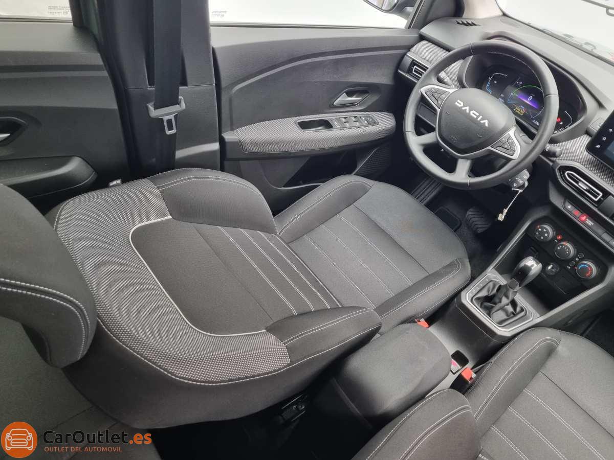 20 - Dacia Jogger 2023 - AUTO