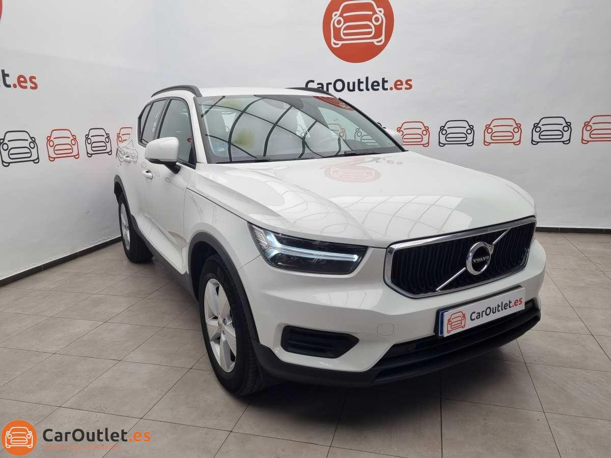 2 - Volvo XC40 2019 - AUTO