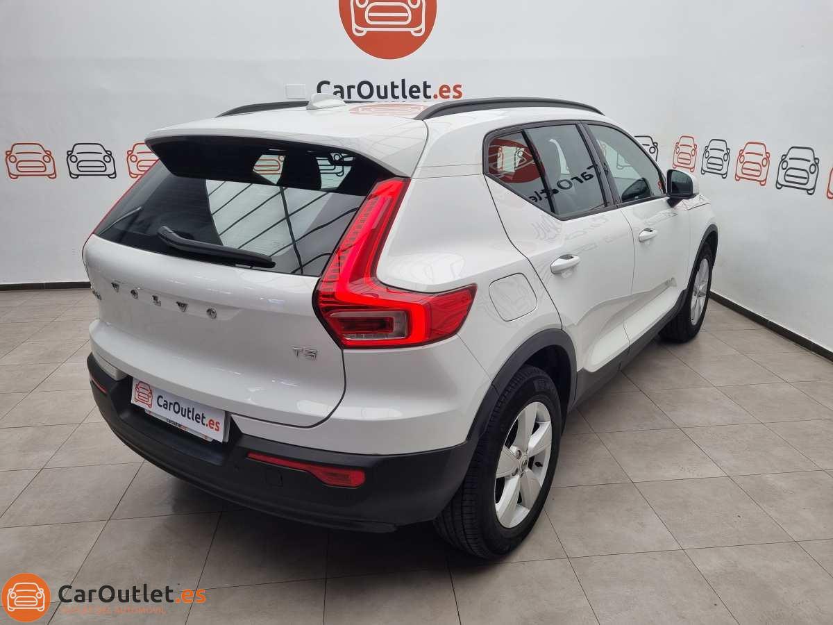 8 - Volvo XC40 2019 - AUTO