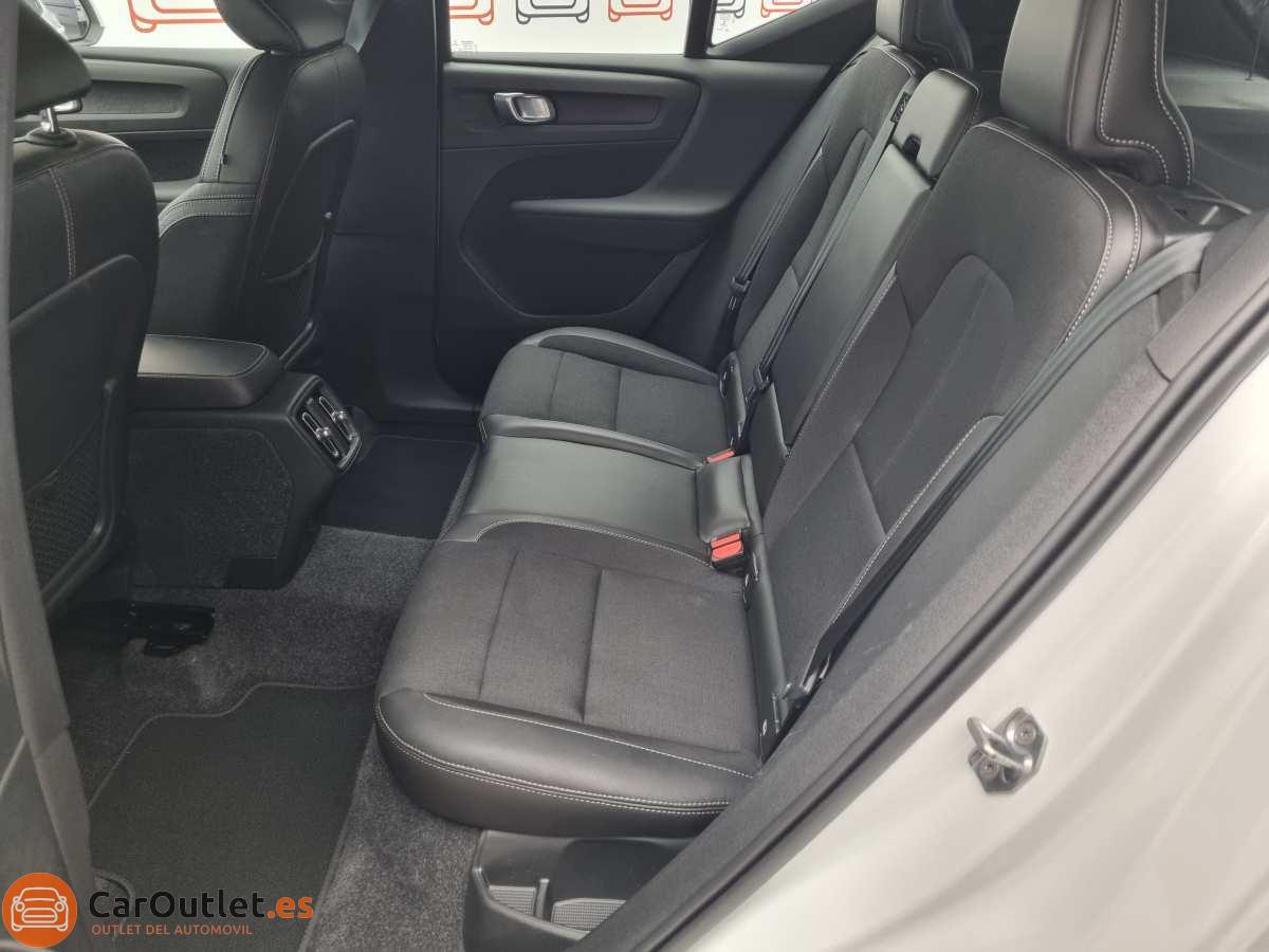 12 - Volvo XC40 2019 - AUTO