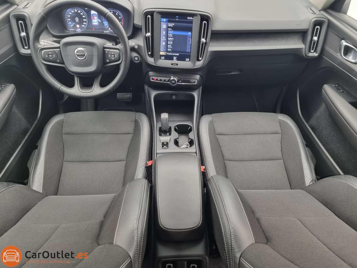 16 - Volvo XC40 2019 - AUTO