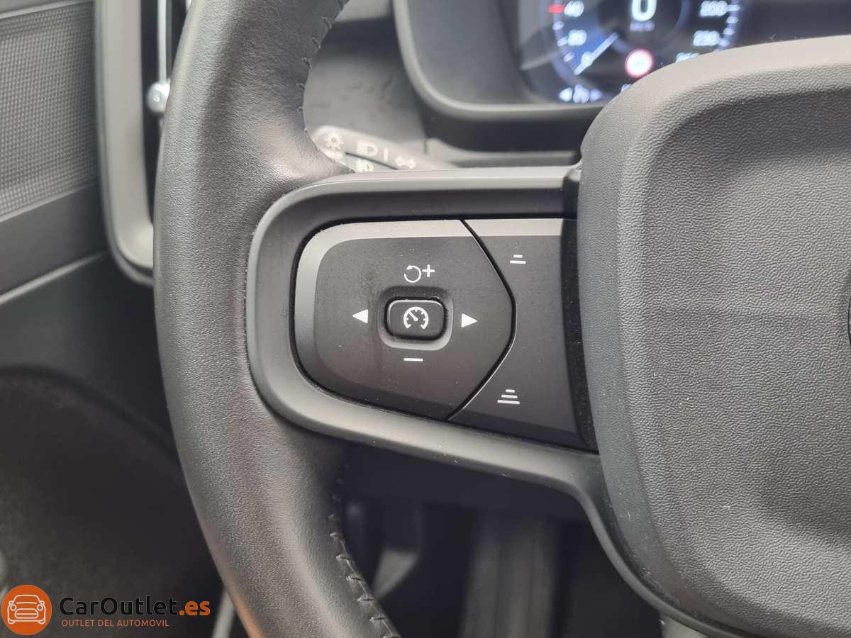 22 - Volvo XC40 2019 - AUTO