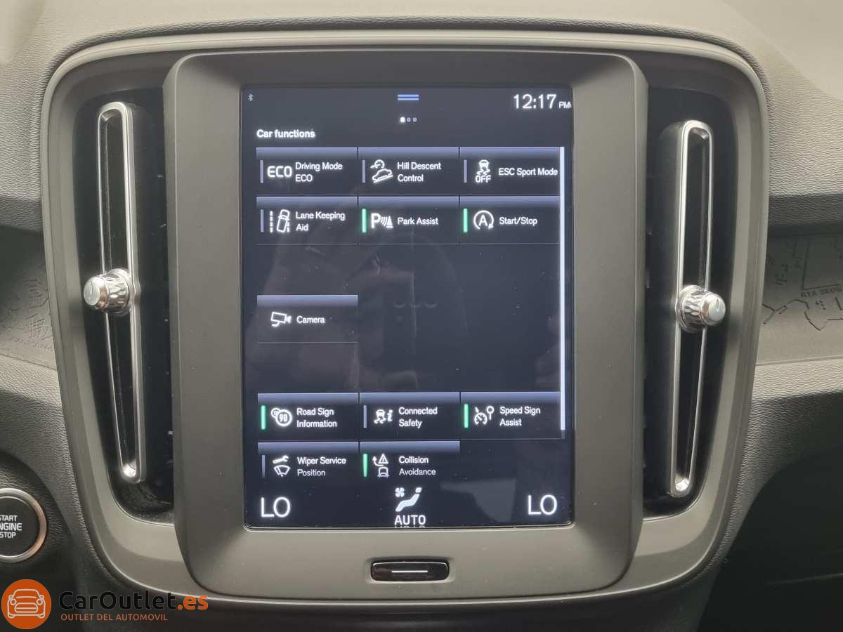 27 - Volvo XC40 2019 - AUTO