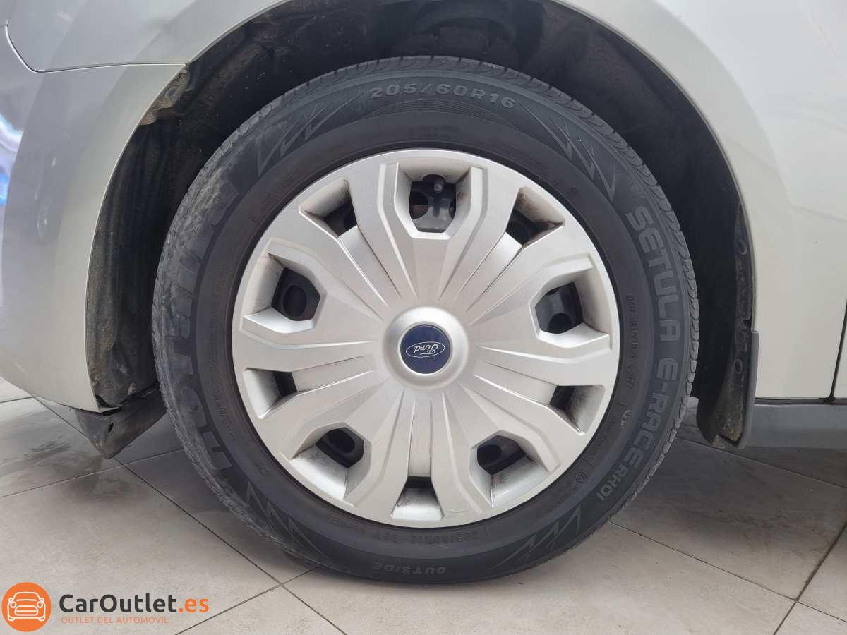 6 - Ford Transit Connect 2019