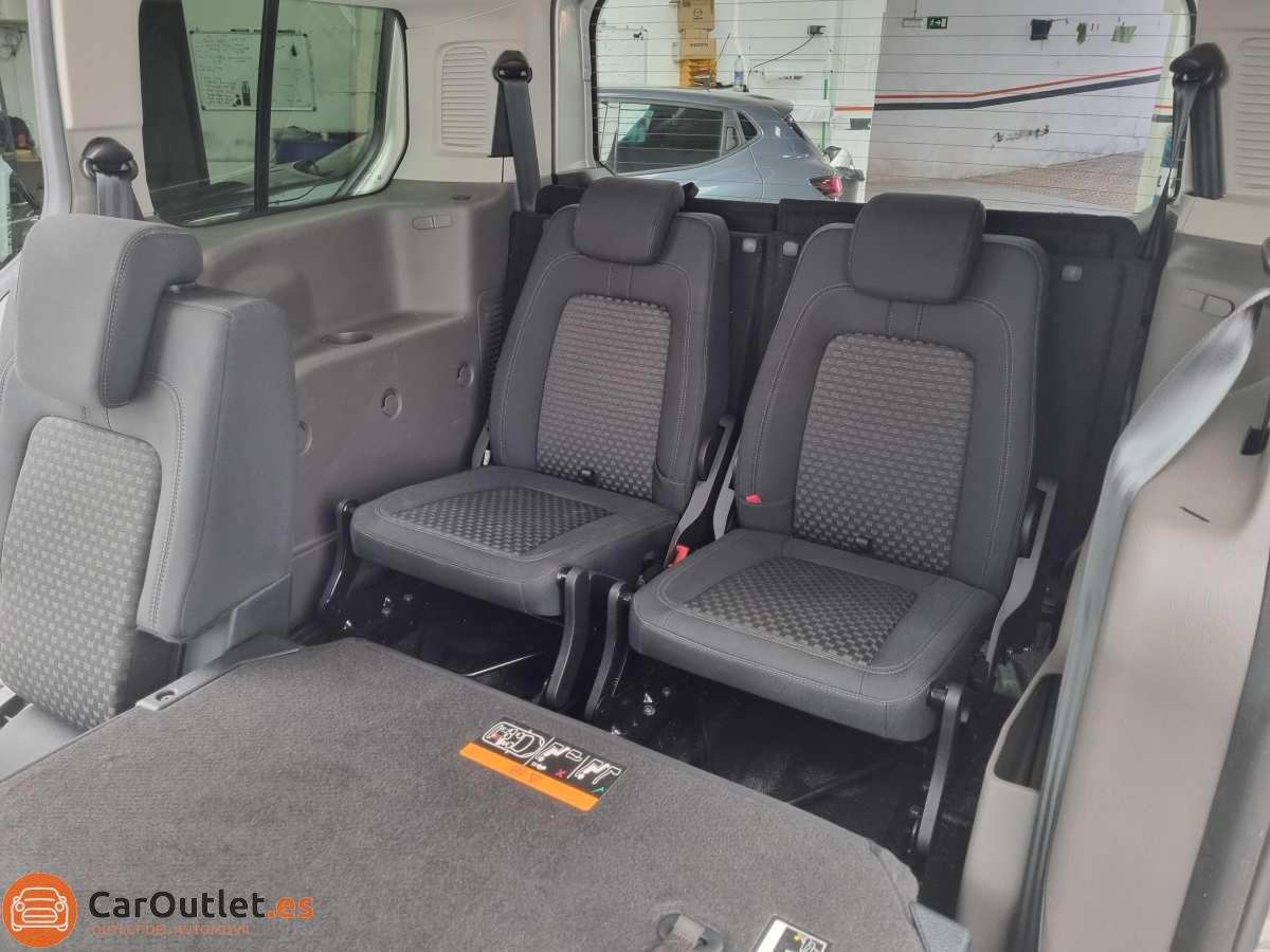 13 - Ford Transit Connect 2019