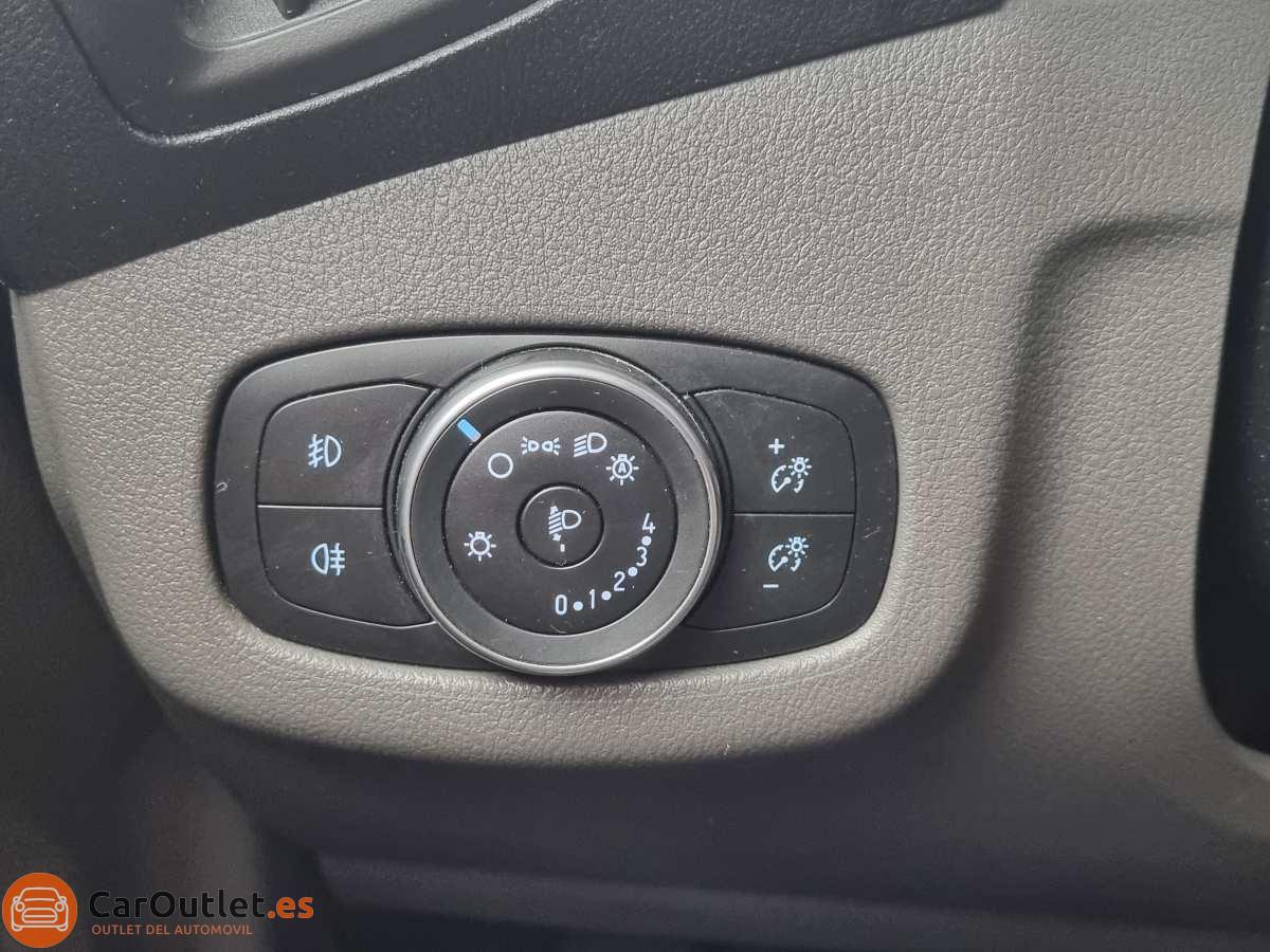 27 - Ford Transit Connect 2019