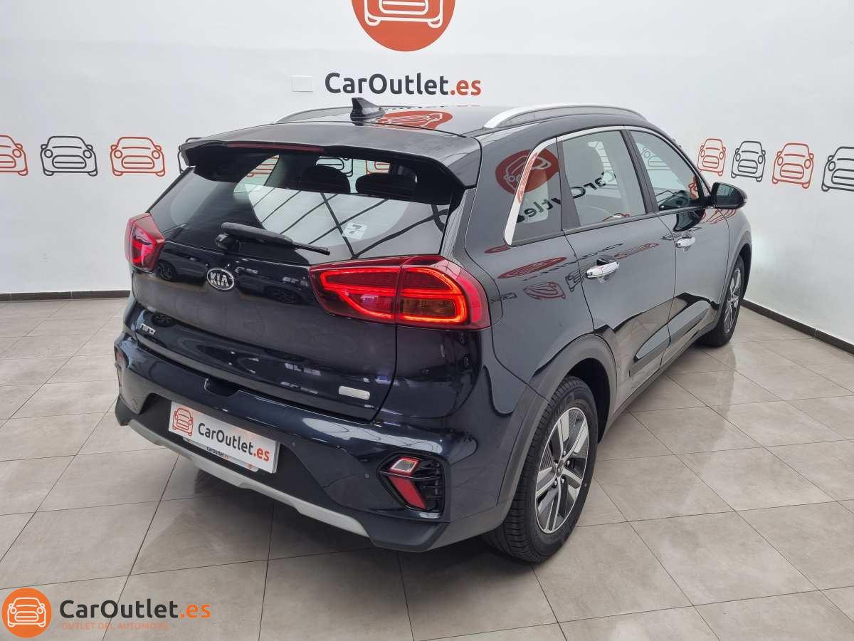 8 - Kia Niro 2021 - AUTO
