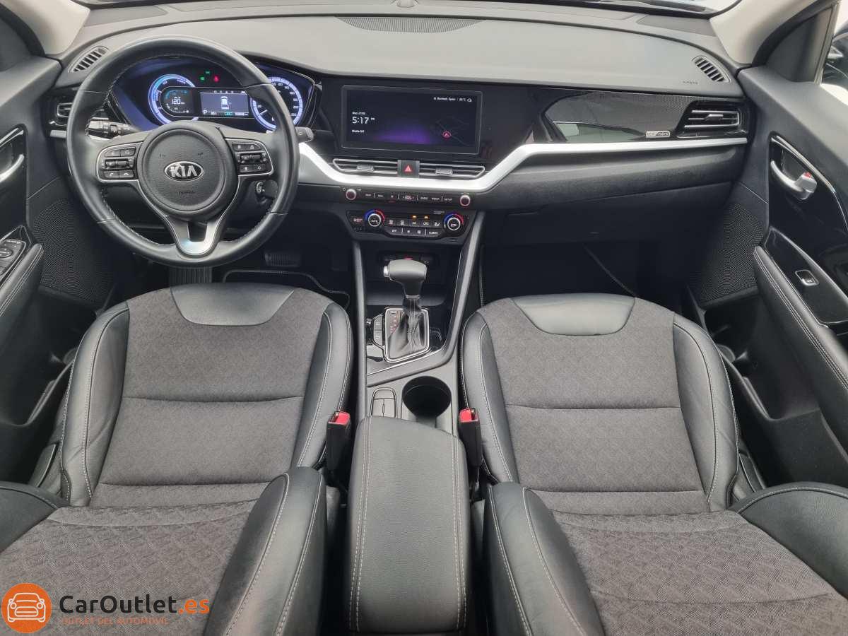 17 - Kia Niro 2021 - AUTO