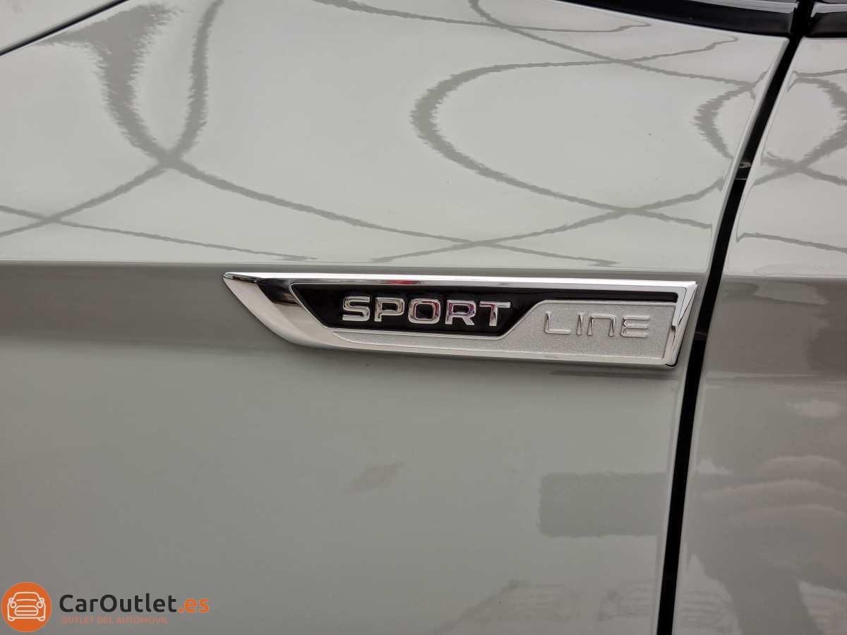 8 - Skoda KAROQ 2024 - AUTO