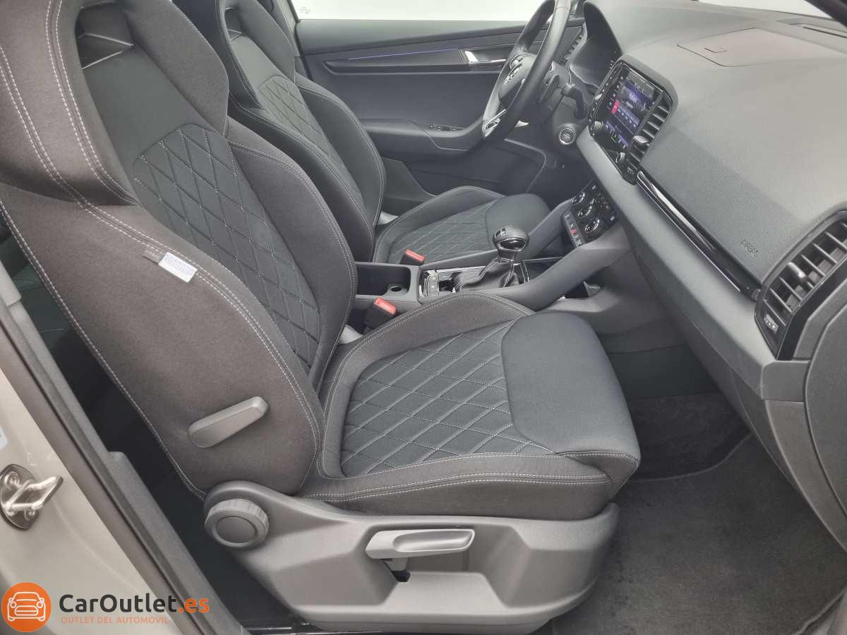 18 - Skoda KAROQ 2024 - AUTO