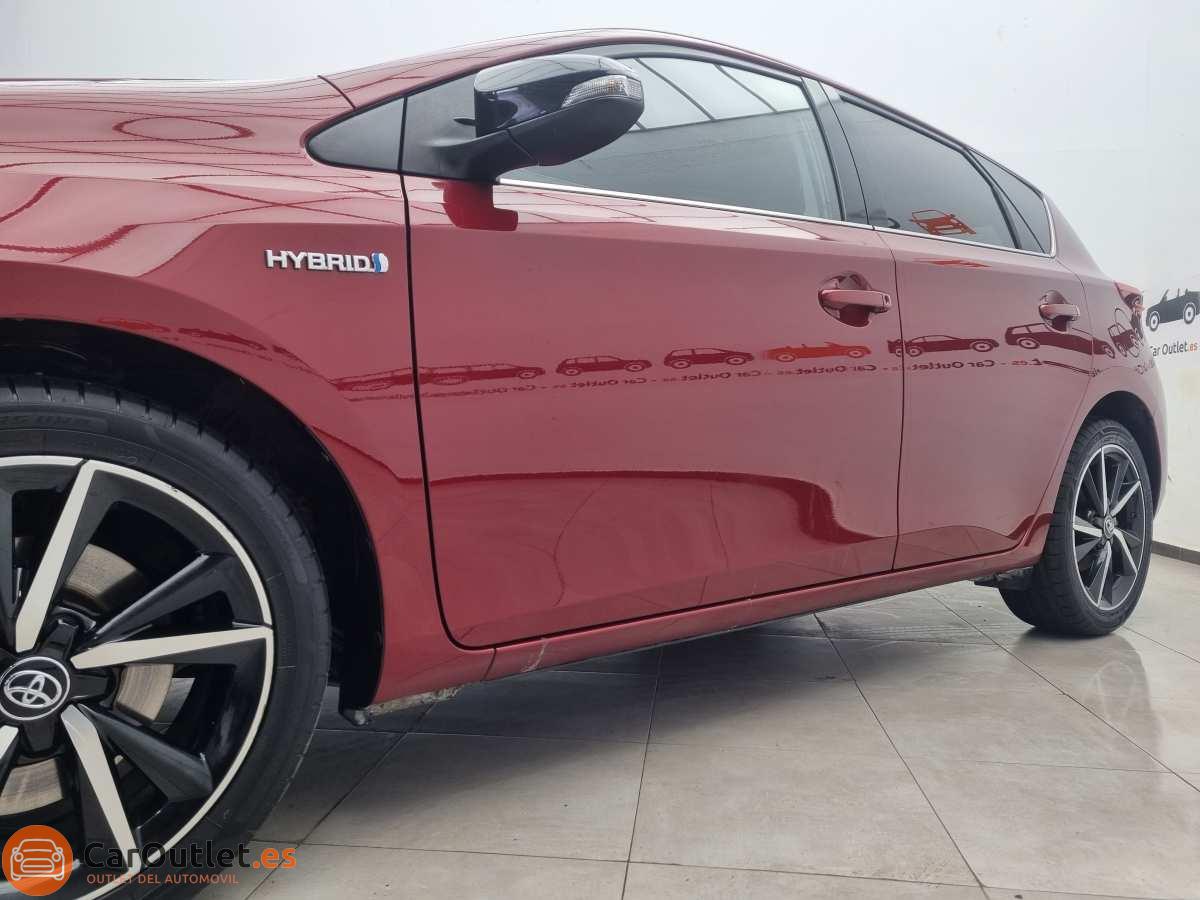 4 - Toyota Auris 2018 - AUTO