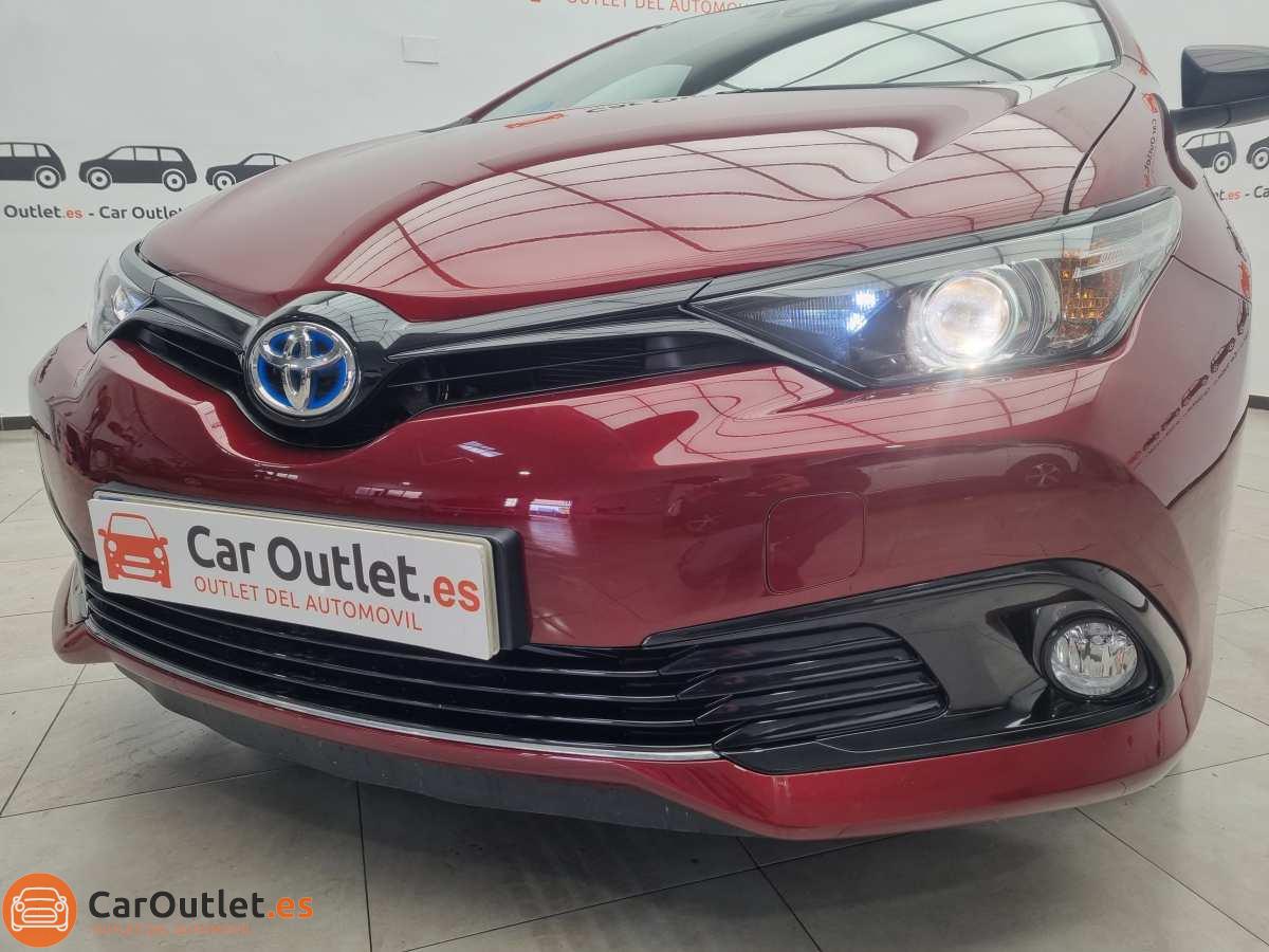 7 - Toyota Auris 2018 - AUTO