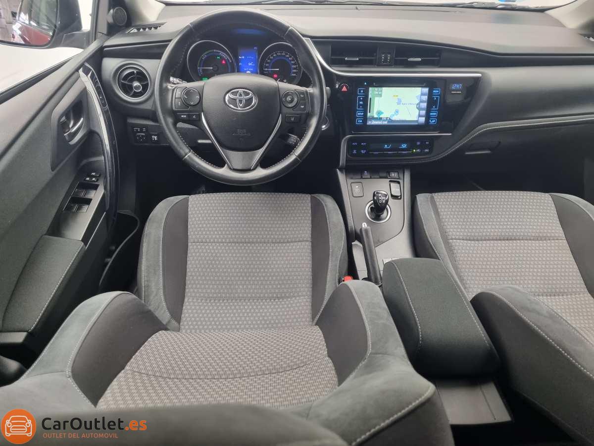 18 - Toyota Auris 2018 - AUTO