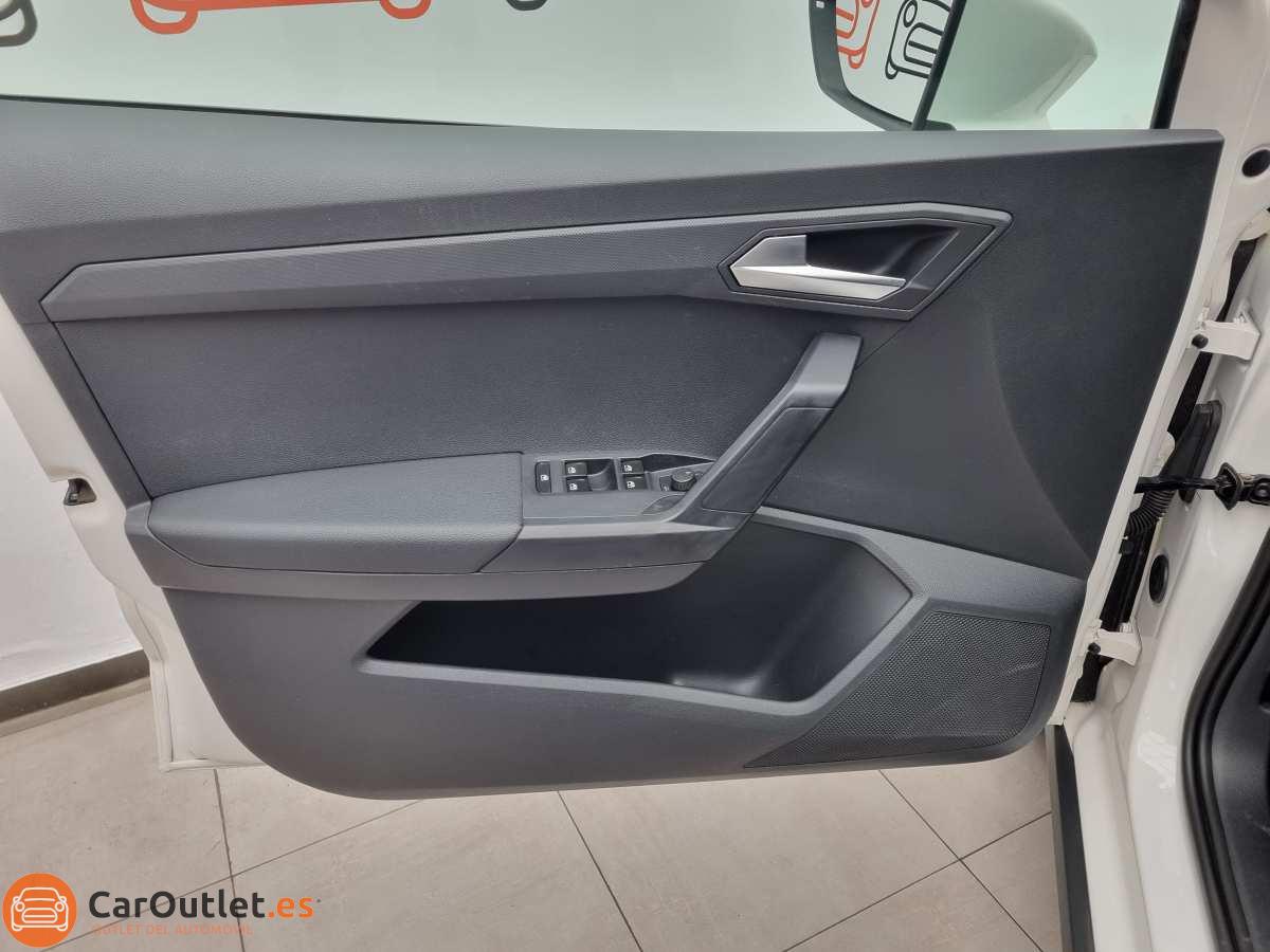 13 - Seat Arona 2021 - AUTO
