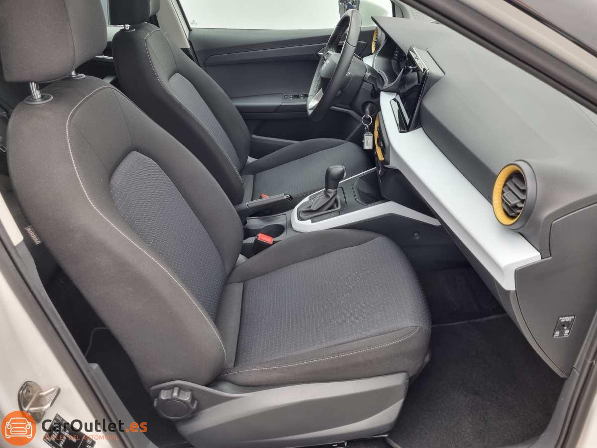 16 - Seat Arona 2021 - AUTO