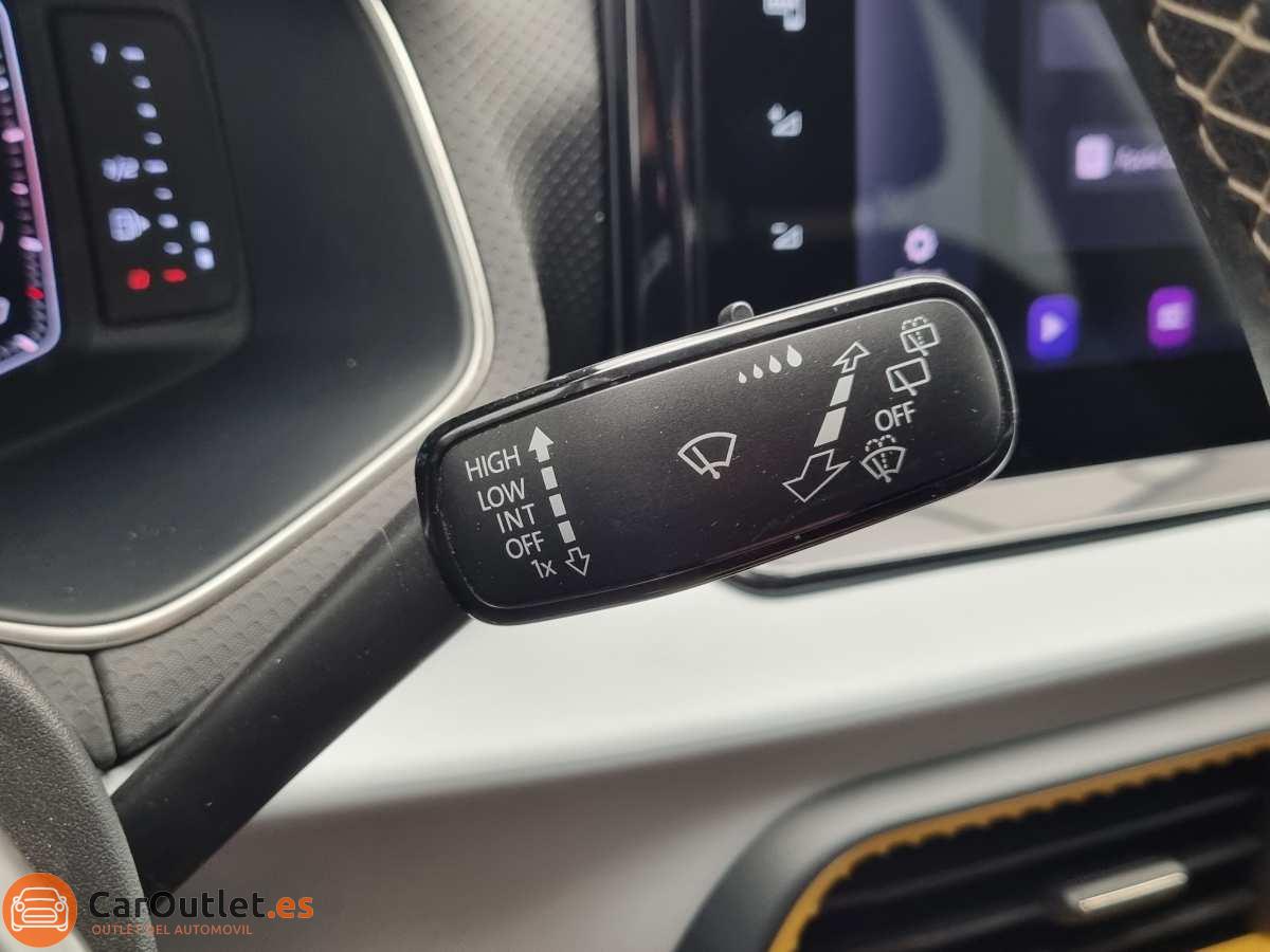 24 - Seat Arona 2021 - AUTO