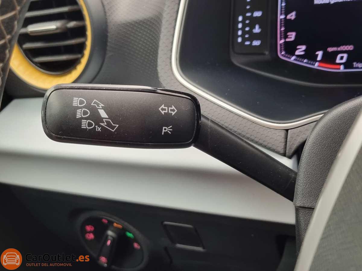 25 - Seat Arona 2021 - AUTO