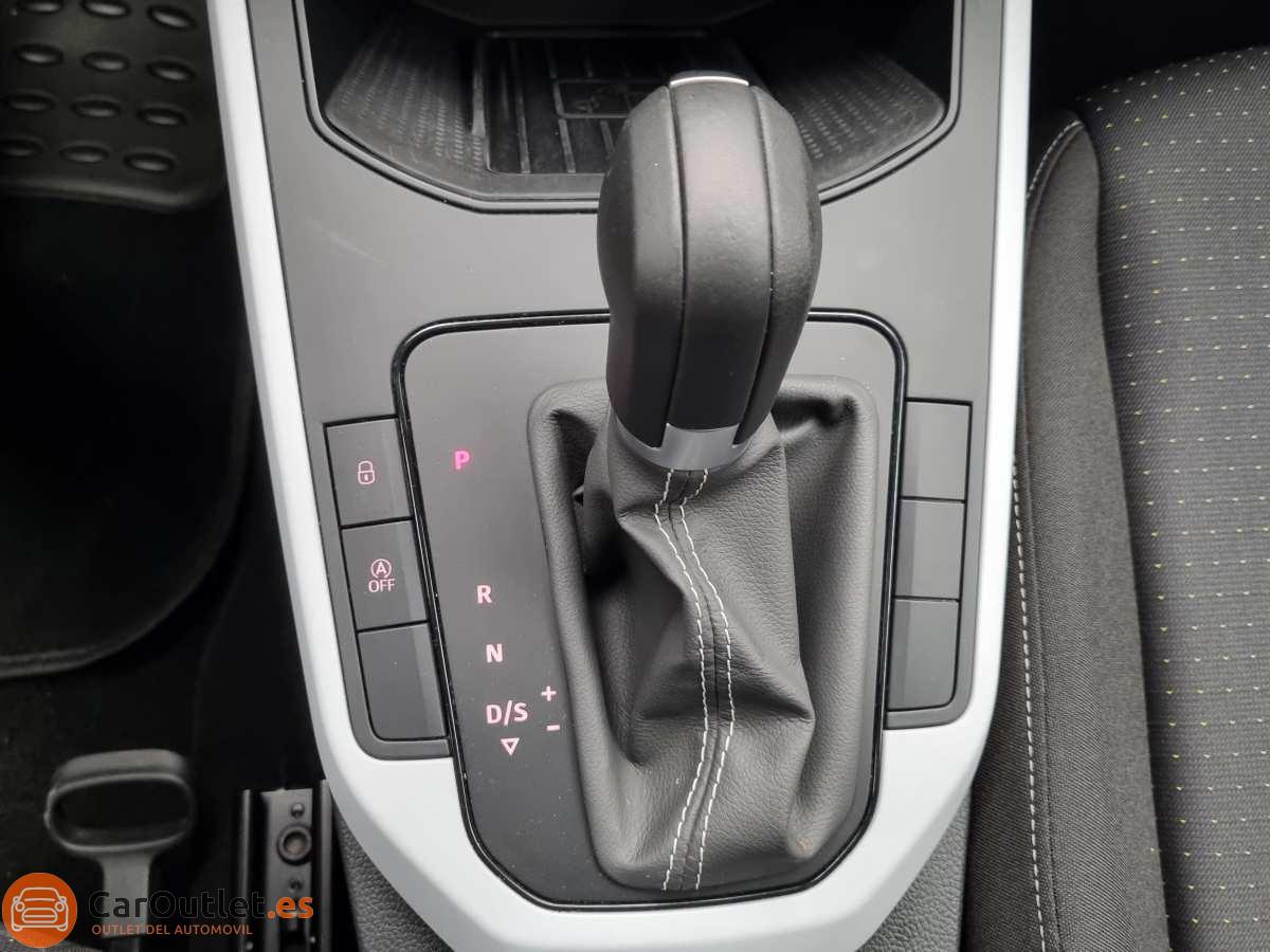 33 - Seat Arona 2021 - AUTO