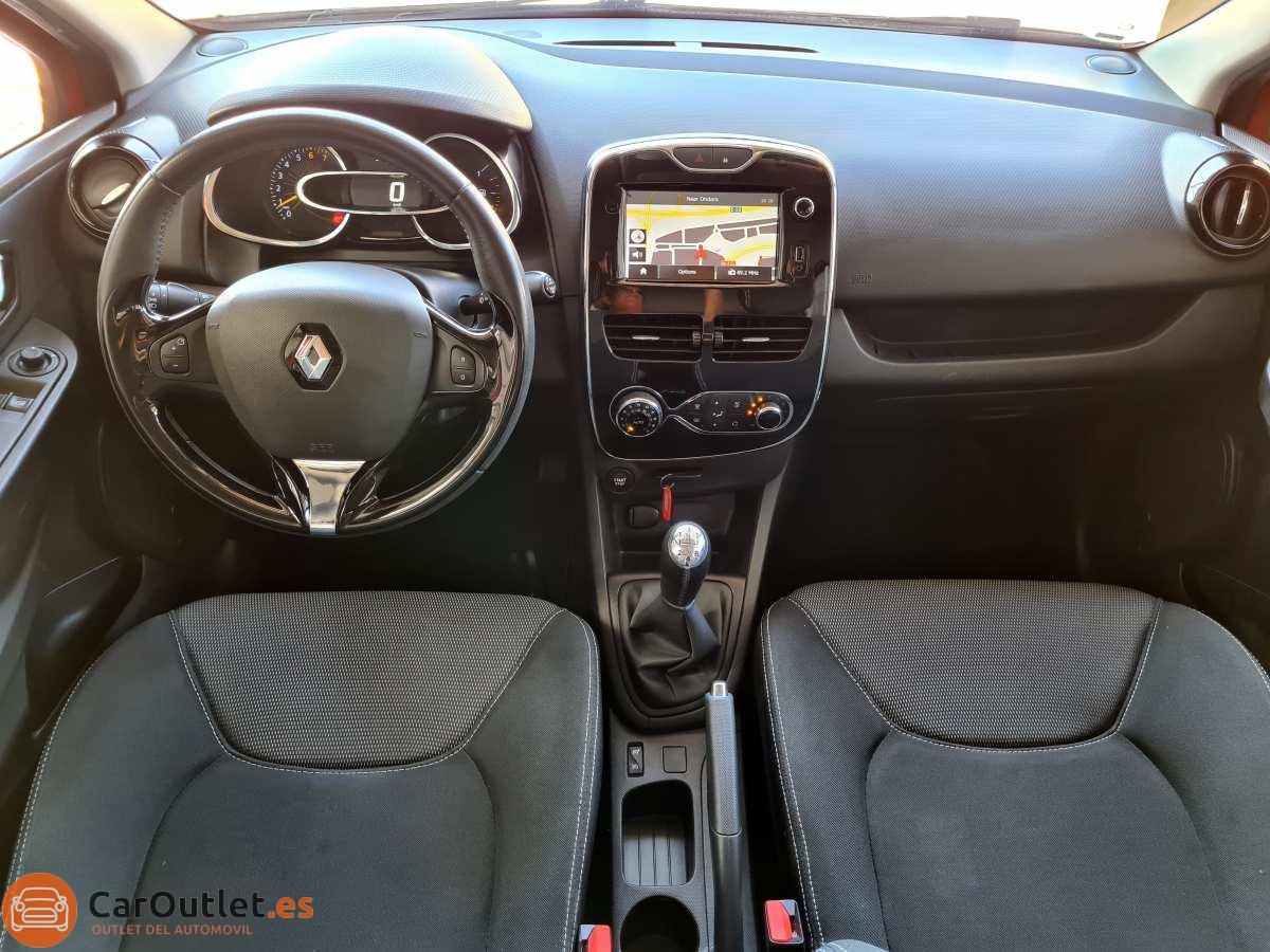 17 - Renault Clio 2013