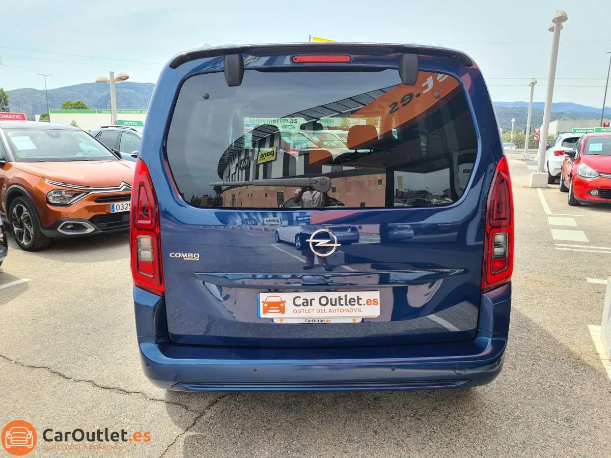 6 - Opel Combo 2021