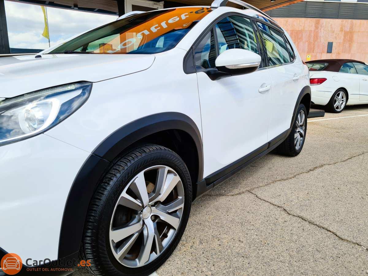 4 - Peugeot 2008 2019